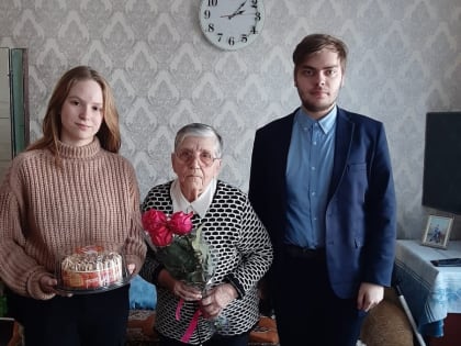 Школьники приняли активное участие в акции   "Ленточка Ленинградский Победы"