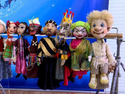 Для юных липчан с нарушением слуха поставили кукольный спектакль