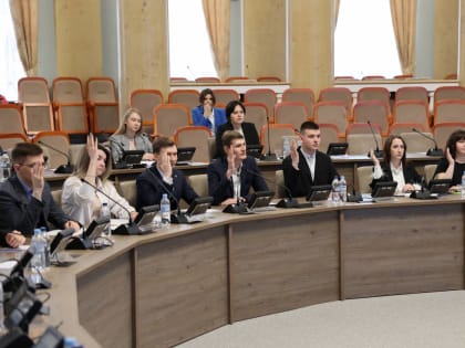 Молодые парламентарии вышли с инициативой “студенческой  ипотеки”