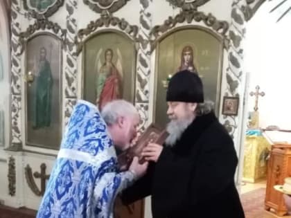 Епископ Максим поздравил клирика Троицкого собора города Чаплыгина с юбилеем