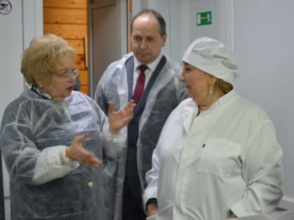 Сенатор Оксана Хлякина посетила Измалковский район