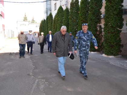 Выездное заседание общественного совета при УФСИН России по Липецкой области по проблемам деятельности уголовно-исполнительной системы состоялось в тюрьме №2 города Ельца