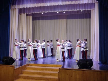 Посвящение в казаки-кадеты