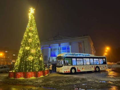Праздничный автобус можно встретить на улицах Липецка