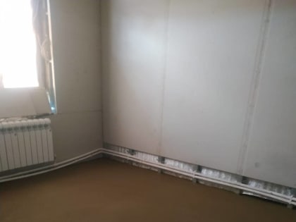 Единороссы помогли семье мобилизованного с ремонтом