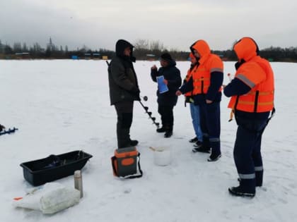 Лёд на липецких водоёмах становится опасным