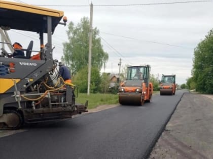 Прокуратурой района по поручению прокуратуры области совместно с ОГИБДД ОМВД по Елецкому району проведена проверка качества работ по ремонту и строительству дорог местного значения