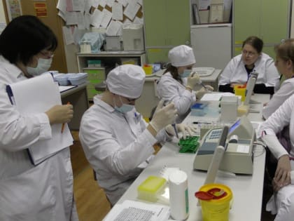 Студенты Липецкого медицинского колледжа показали высокий уровень подготовки на демонстрационном экзамене по стандартам Ворлдскиллс