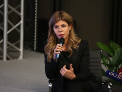 Жители Липецка надеются не услышать от мэра Евгении Уваркиной ругательств в новом году