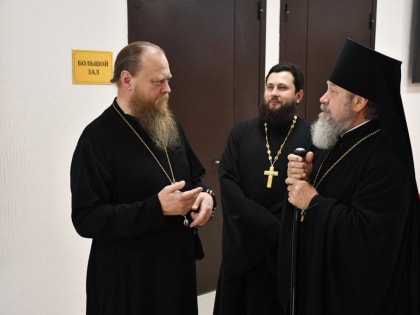 Владыка Максим поздравил епископа Романа с днем тезоименитства