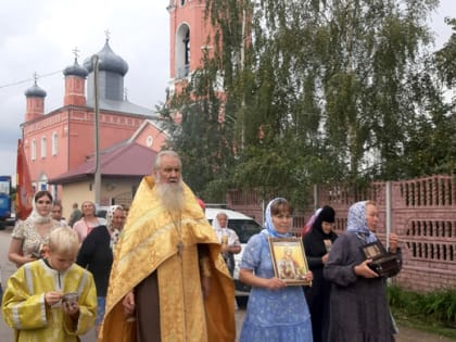 Липецкие крестоходцы завершили молитвенное шествие в Задонске