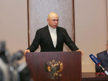 Игорь Артамонов наградил сотрудников ведомства в преддверии дня образования Следственного комитета РФ