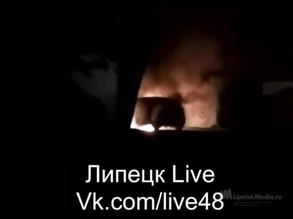 Автомобиль сгорел в районе кольца трубного завода в Липецке (видео)