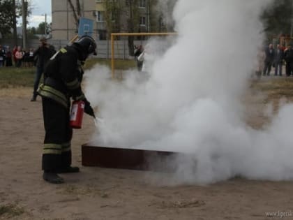 В школе-интернате Липецка МЧС провели учения