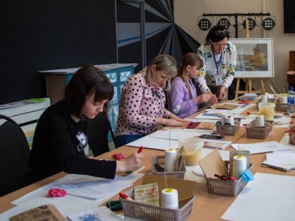 Авторские блокноты создали участники мастер-класса «Моя первая книга»