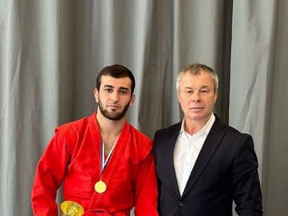 3-4 ноября 2023 г студент 2 курса специальности Лечебное дело (гр. Лд 21) ГАПОУ ЕМК им.К.С.Константиновой ТАХМЕЗОВ ЭДГАР (куратор Таравкова Е.Ю.) стал победителем первенства Липецк