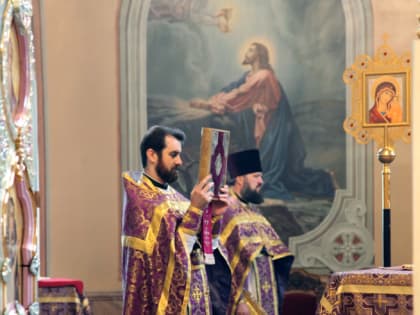 В 5-ю Неделю Святой Четыредесятницы митрополит Липецкий и Задонский Арсений совершил Богослужения в Христо-Рождественском кафедральном соборе Липецка
