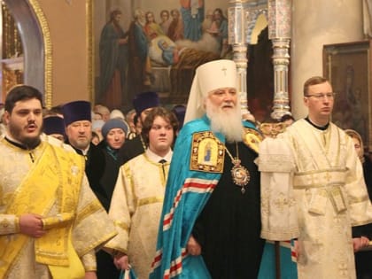В праздник Рождества Христова в кафедральном соборе г. Липецка состоялось архиерейское богослужение