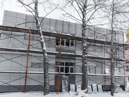 Ведётся капитальный ремонт поликлиники на Сырском Руднике