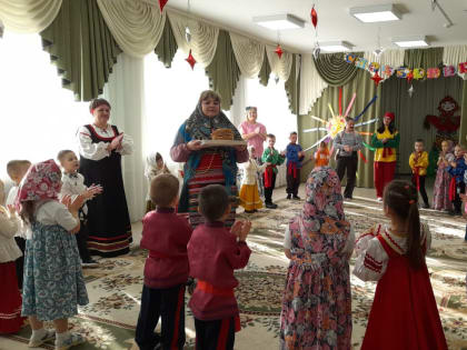 В детском саду стало доброй традицией отмечать Масленицу