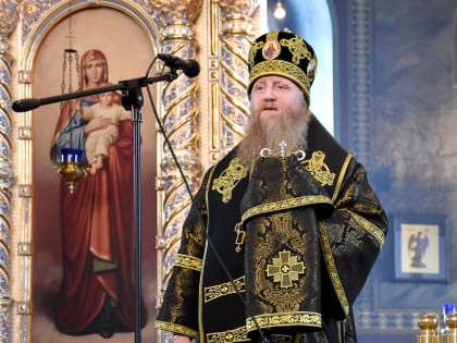 Епископ Усманский Евфимий совершил Литургию Преждеосвященных Даров во Владимирском соборе Задонского мужского монастыря