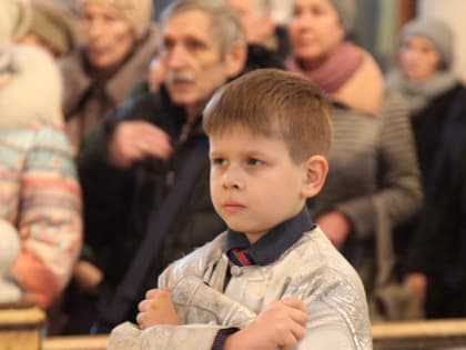 Во Вселенскую родительскую (мясопустную) субботу Высокопреосвященнейший митрополит Арсений совершил Литургию и поминовение усопших в Христо-Рождественском соборе г. Липецка