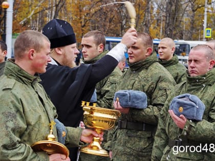Призывной возраст до 30, биометрия на Госуслугах и слесарное дело в школах