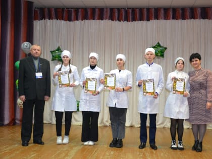 6 марта 2023 года в ГАПОУ «ЕМК им. К.С. Константиновой» состоялось торжественное мероприятие «Учитесь мужеству у женщин», посвященное подвигу женщин в годы Великой Отечественной во