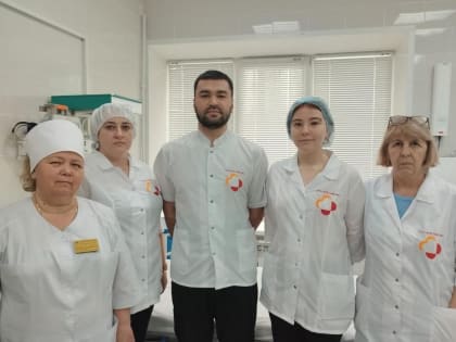 В Липецке мужчина по ошибке выпил 50 мл уксуса во время готовки