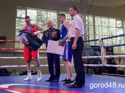 «Вынес мастера спорта, со вторым пришлось труднее» - липецкие боксёры сверкнули в ЦФО