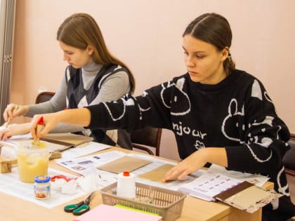 Гости библиотеки на Кузнечной провели новогодние праздники весело и с пользой