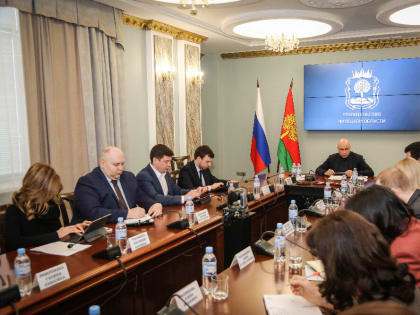 Игорь Артамонов дал поручения по итогам Послания Президента РФ Федеральному Собранию