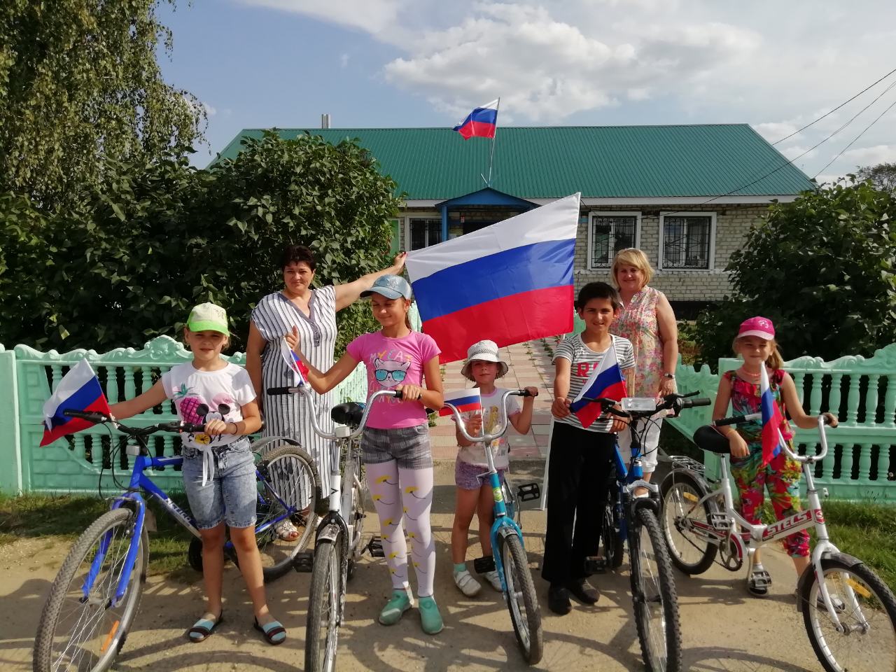 Село порой. Велопробег в селе. Велогонка посвящённая Дню села оформления. Новости на качатовке село порой.