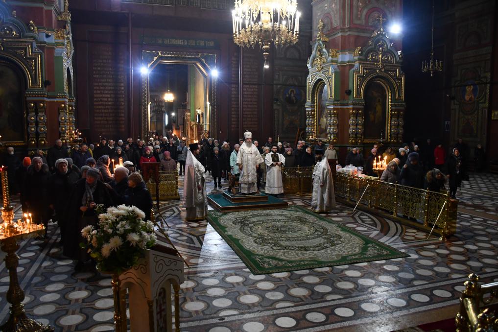 Поминание усопших в 2024 году родительские. Вселенская мясопустная родительская. Вселенская родительская суббота. Божественная литургия в родительскую субботу мясопустную. Вселенская родительская суббота (мясопустная суббота).