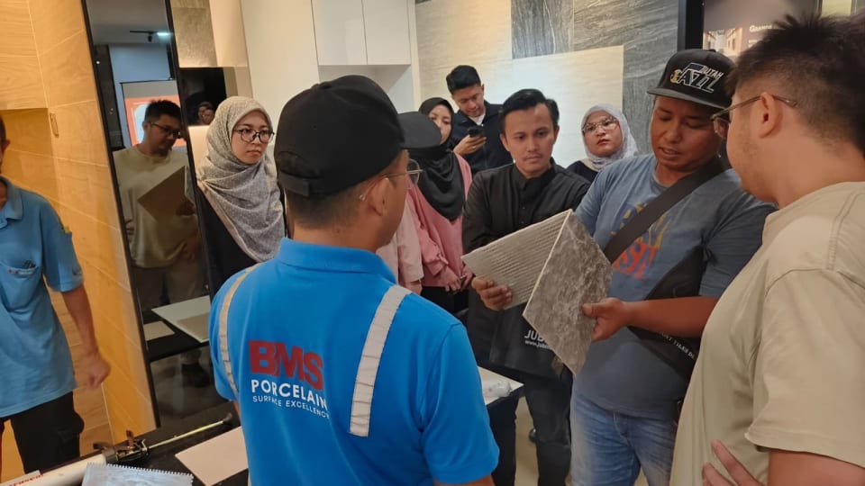 Phomi Installation Workshop