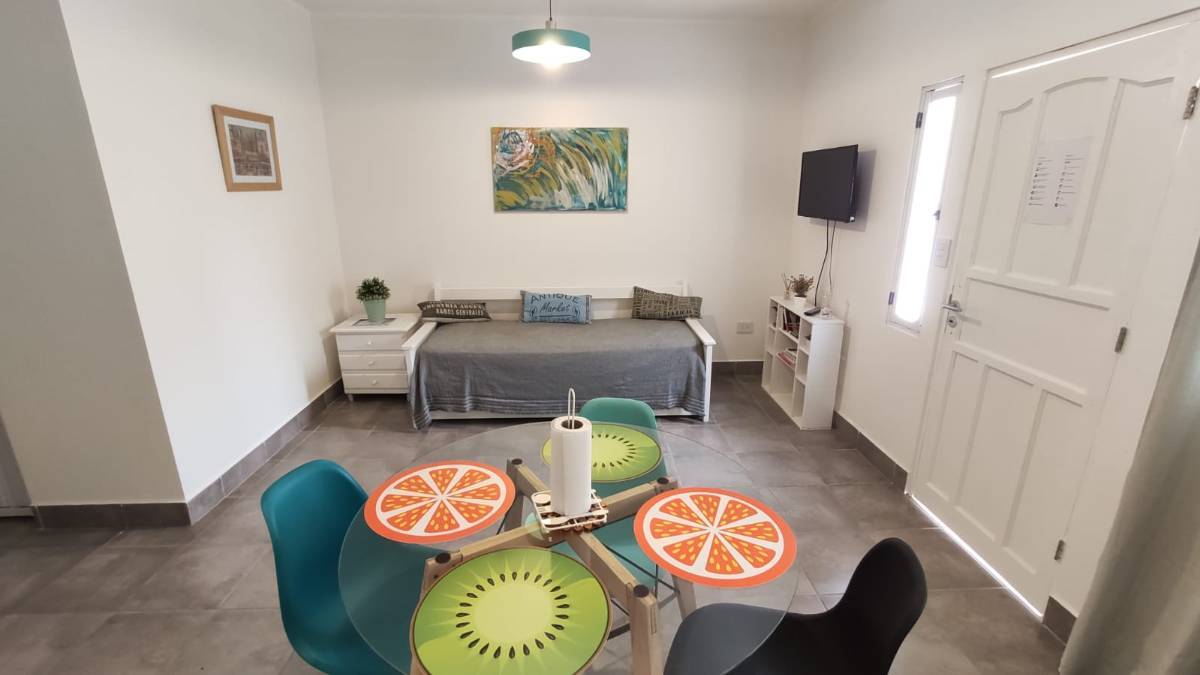 Departamento de 1 dormitorios frente al Puente Gral Manuel Belgrano y a pasitos de la playa Arazaty