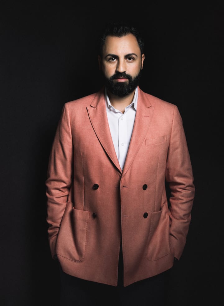  Bold business photography for creative founders and personal brands.