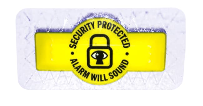 AM etikett Yellow with Tear - Roll of 500