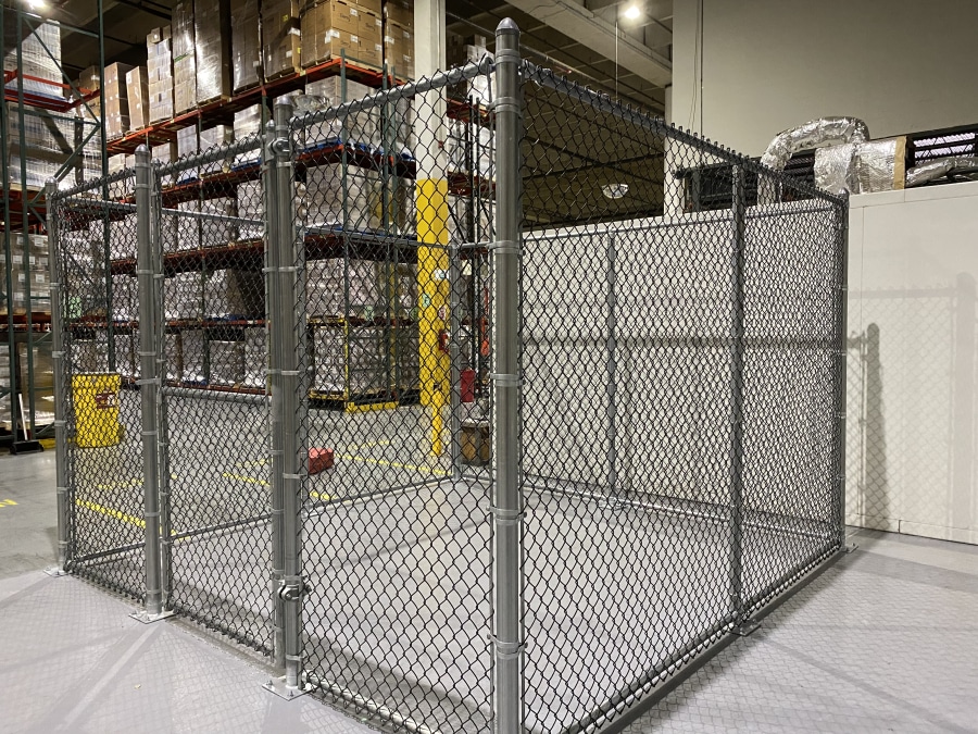 Commercial chain link fence