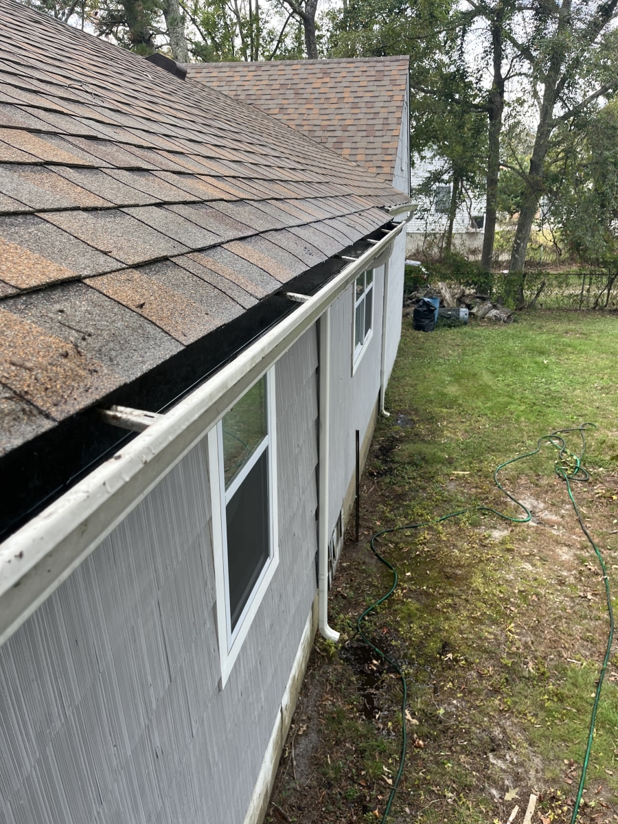 Professional gutter cleaning in Ocean County NJ