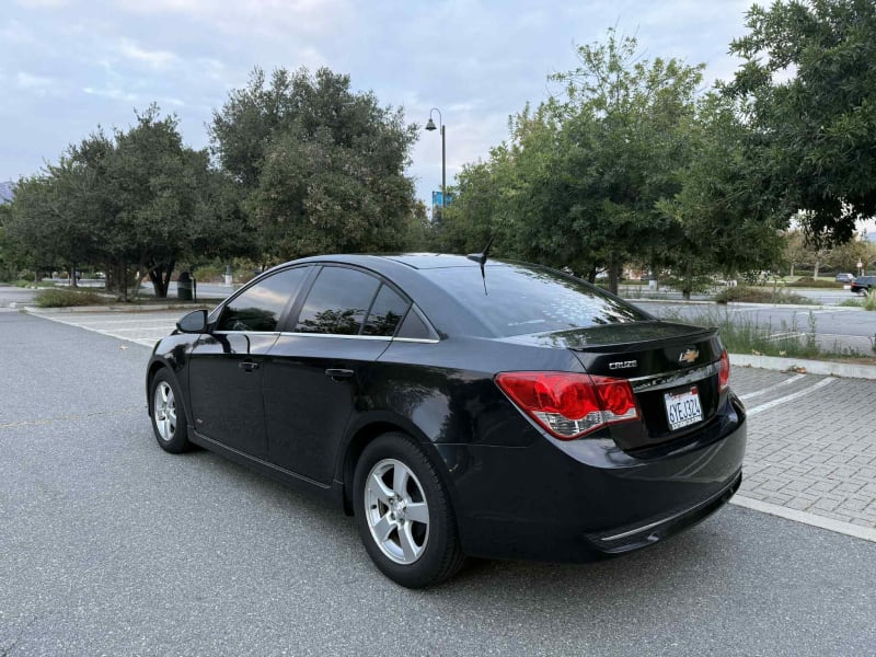 2013 CHEVROLET Cruze photo 3