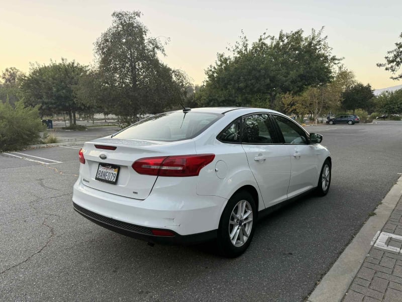 2015 FORD Focus photo 5