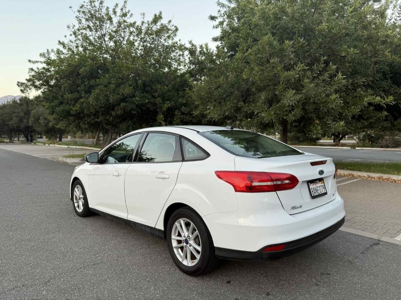 2015 FORD Focus photo 7
