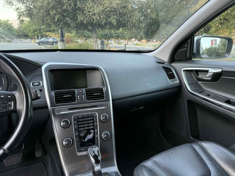 2014 VOLVO XC60 photo 14