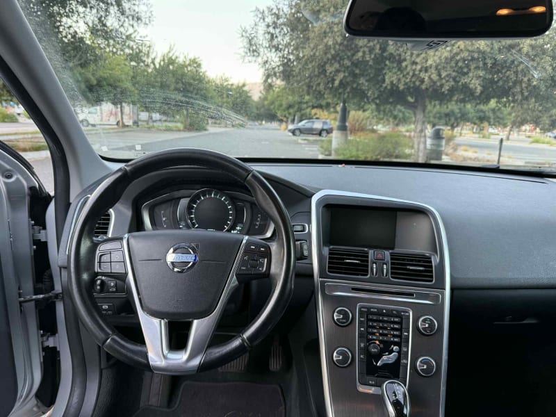 2014 VOLVO XC60 photo 13