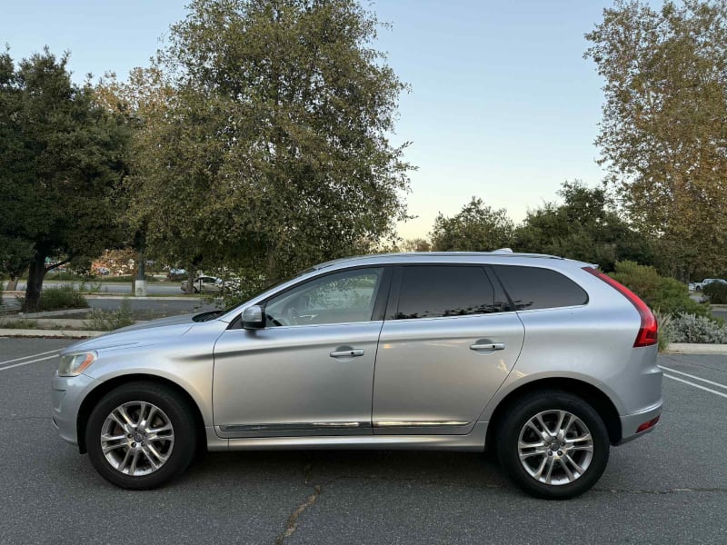 2014 VOLVO XC60 photo 8