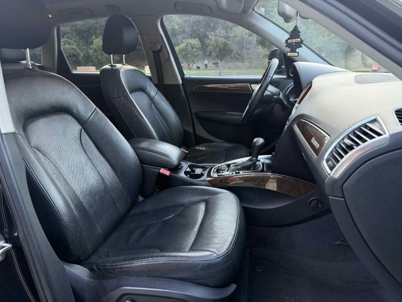 2011 AUDI Q5 photo 12