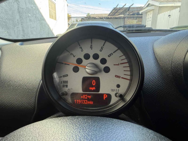2014 MINI Countryman photo 16