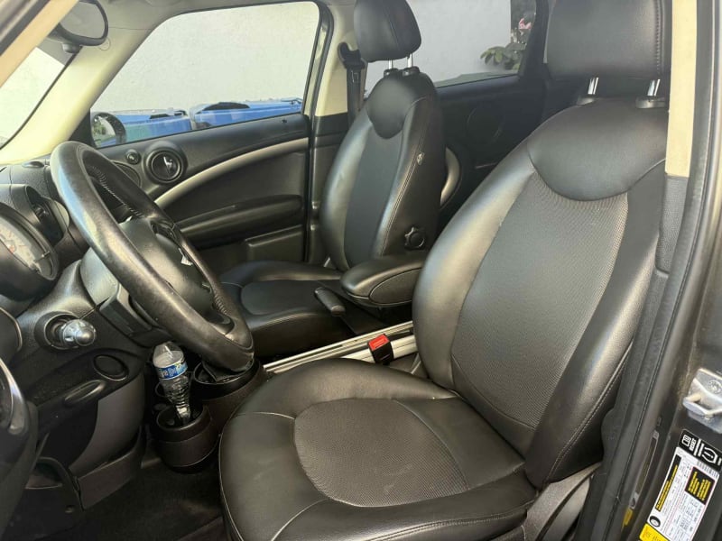 2014 MINI Countryman photo 9