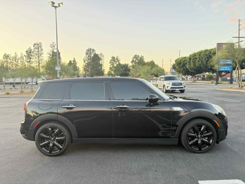 2017 MINI Clubman photo 4